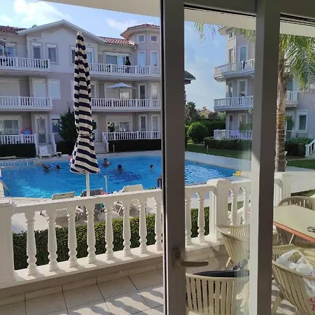 Belek Merkezde Havuzlu Ev * Belek